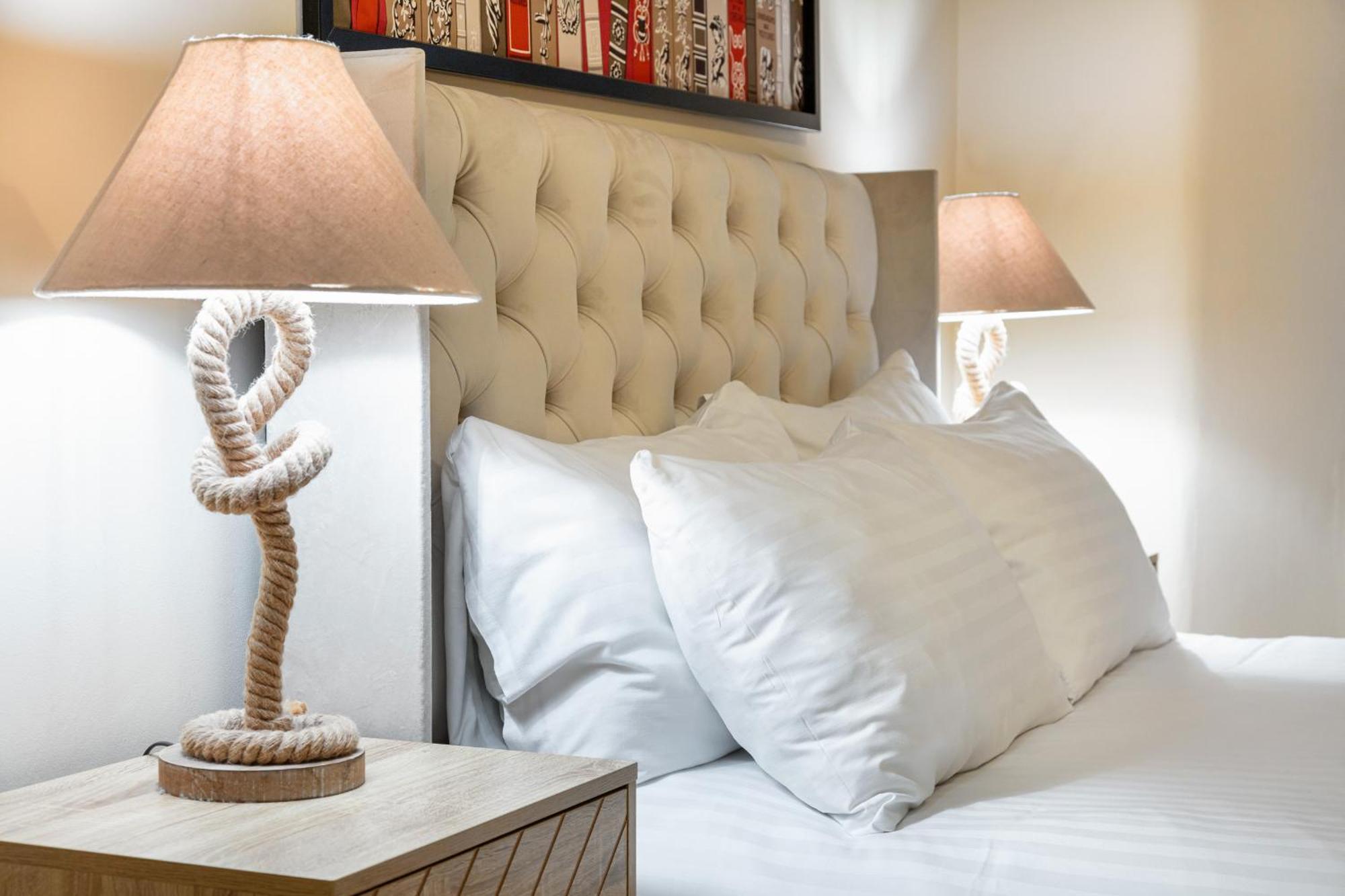 Elegant Kensington Apartment With Patio Londra Dış mekan fotoğraf