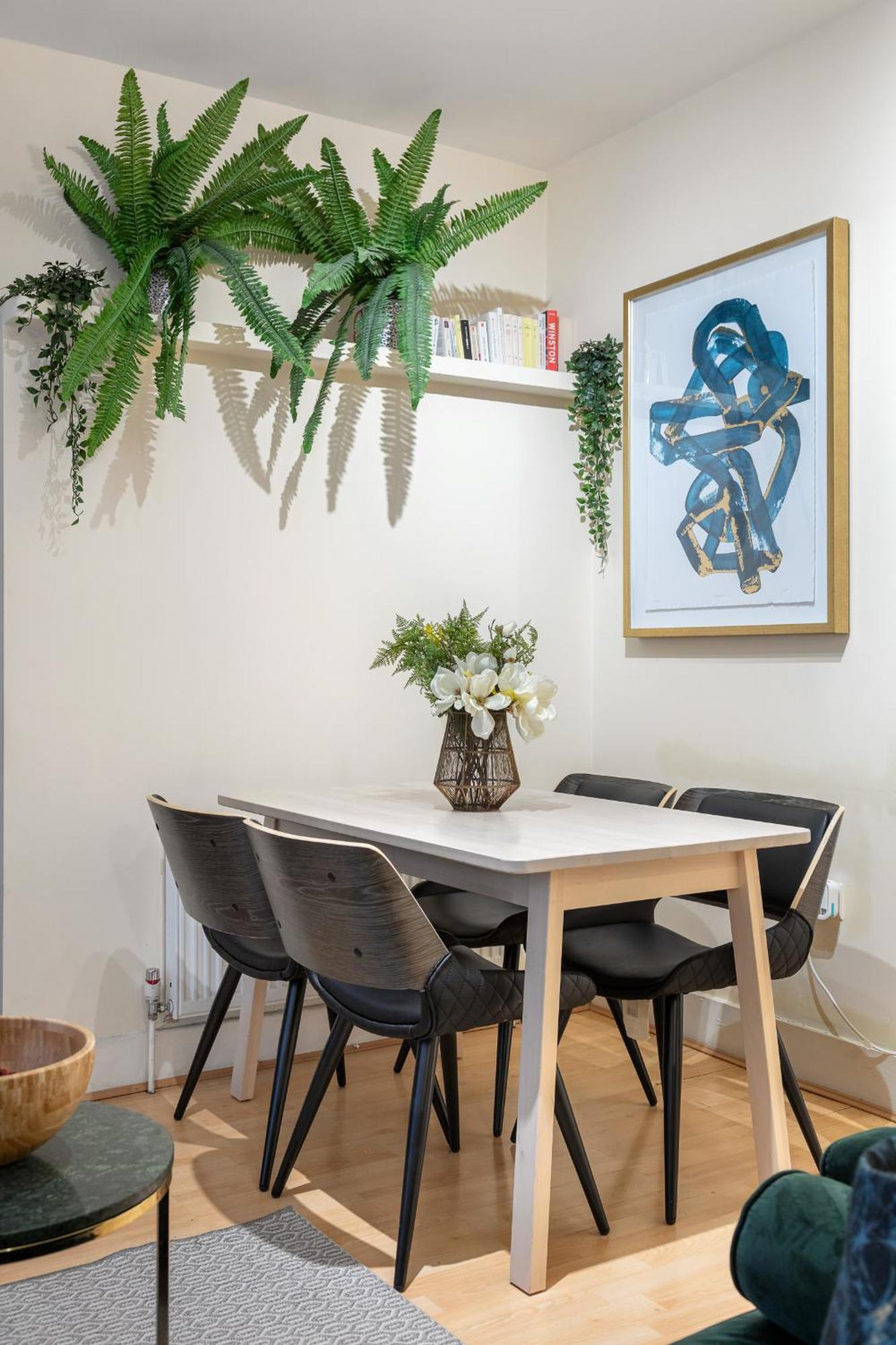 Elegant Kensington Apartment With Patio Londra Dış mekan fotoğraf